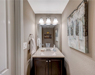2064 Waverly Circle - Photo Thumbnail 37