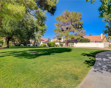 2064 Waverly Circle - Photo Thumbnail 55