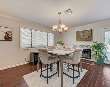 2064 Waverly Circle - Photo Thumbnail 22