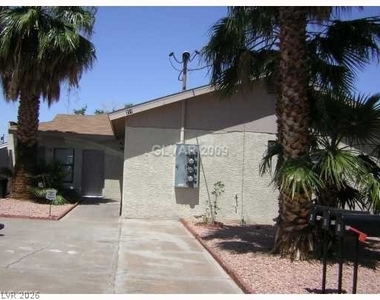 211 Zinc Street - Photo Thumbnail 1