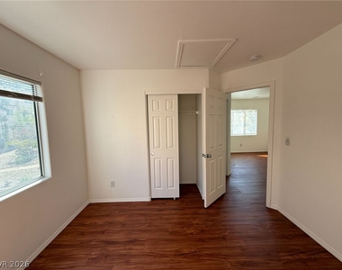 10541 Kivas Court - Photo Thumbnail 14