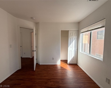 10541 Kivas Court - Photo Thumbnail 12