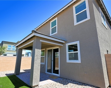 10205 Starlit Canyon Court - Photo Thumbnail 31