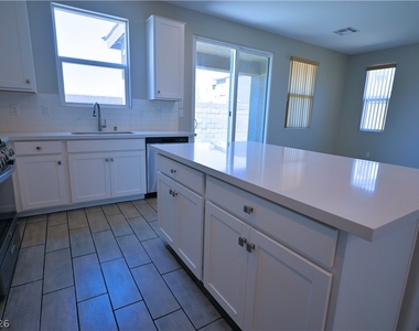 10205 Starlit Canyon Court - Photo Thumbnail 7