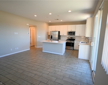 10205 Starlit Canyon Court - Photo Thumbnail 10