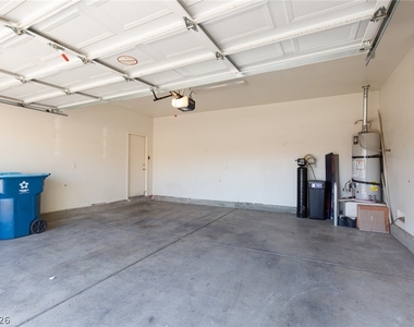 10991 Pumpkin Ridge Avenue - Photo Thumbnail 26
