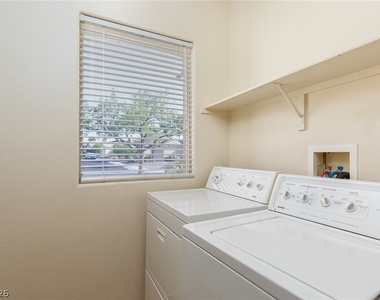 10991 Pumpkin Ridge Avenue - Photo Thumbnail 11
