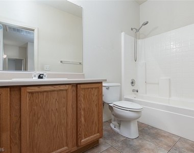 10991 Pumpkin Ridge Avenue - Photo Thumbnail 12
