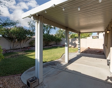 10991 Pumpkin Ridge Avenue - Photo Thumbnail 23