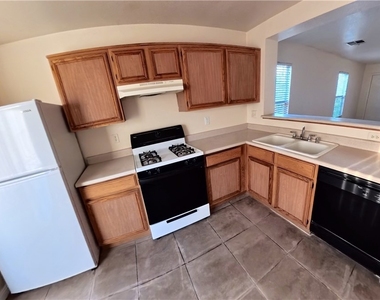 5591 Doubleday Street - Photo Thumbnail 4