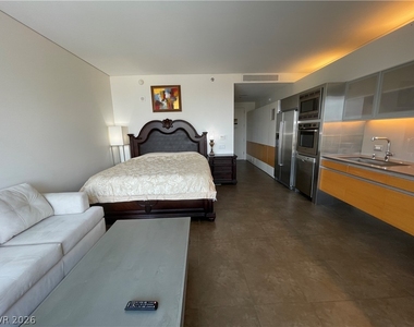 3722 Las Vegas Boulevard - Photo Thumbnail 22