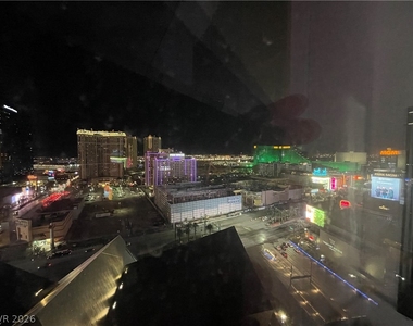 3722 Las Vegas Boulevard - Photo Thumbnail 2