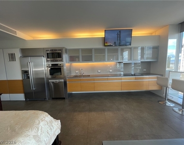 3722 Las Vegas Boulevard - Photo Thumbnail 23