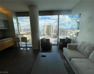 3722 Las Vegas Boulevard - Photo Thumbnail 20