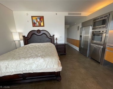 3722 Las Vegas Boulevard - Photo Thumbnail 24