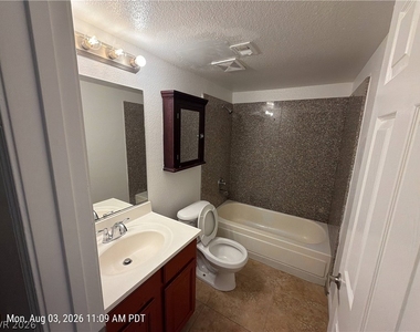 5161 River Glen Drive - Photo Thumbnail 7