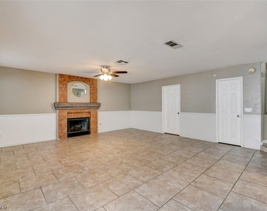1334 Pine Terrace Court - Photo Thumbnail 4