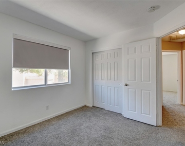 1334 Pine Terrace Court - Photo Thumbnail 12