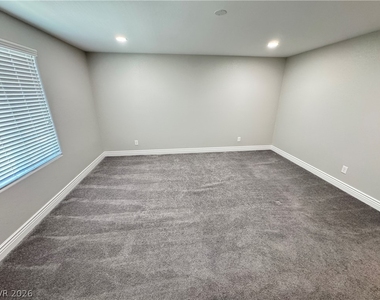 481 Filaree Place - Photo Thumbnail 21