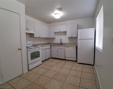 1333 Kari Lee Court - Photo Thumbnail 3