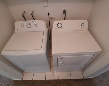 1333 Kari Lee Court - Photo Thumbnail 4