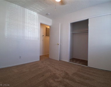 1333 Kari Lee Court - Photo Thumbnail 7