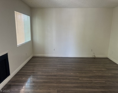 2710 Eldora Circle - Photo Thumbnail 8