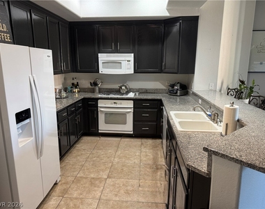 44 E Serene Avenue - Photo Thumbnail 10
