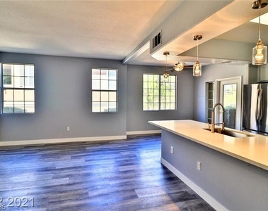 9901 Trailwood Drive - Photo Thumbnail 9