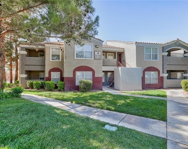 5055 W Hacienda Avenue - Photo Thumbnail 4