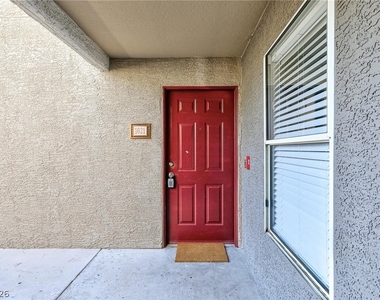 5055 W Hacienda Avenue - Photo Thumbnail 6