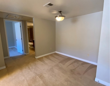 5163 Indian River Drive - Photo Thumbnail 3