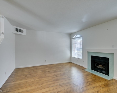 2838 Dawn Crossing Drive - Photo Thumbnail 4