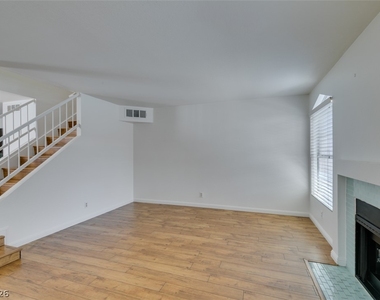 2838 Dawn Crossing Drive - Photo Thumbnail 5