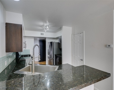 2838 Dawn Crossing Drive - Photo Thumbnail 21