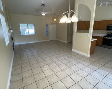 3640 Yorba Linda Drive - Photo Thumbnail 7