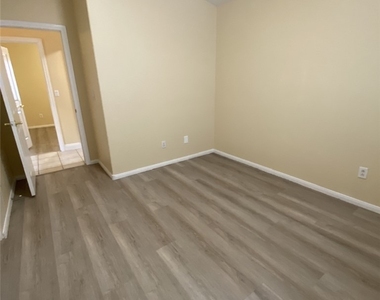 3640 Yorba Linda Drive - Photo Thumbnail 15
