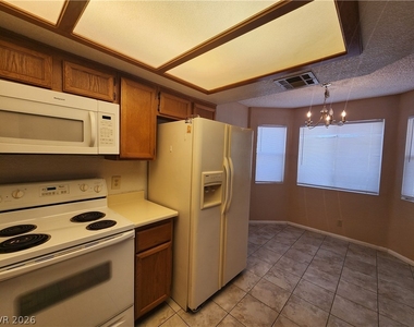 1412 Oak Rock Drive - Photo Thumbnail 14