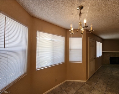 1412 Oak Rock Drive - Photo Thumbnail 9