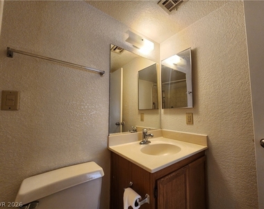1412 Oak Rock Drive - Photo Thumbnail 23