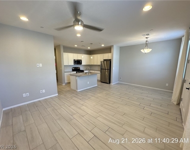 720 Sleeping City Avenue - Photo Thumbnail 2