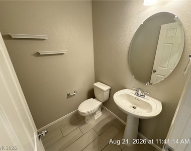 720 Sleeping City Avenue - Photo Thumbnail 9