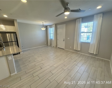720 Sleeping City Avenue - Photo Thumbnail 3