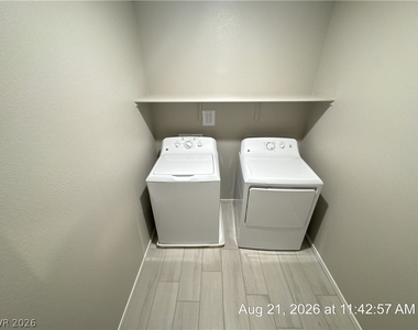 720 Sleeping City Avenue - Photo Thumbnail 14