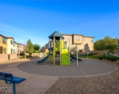 720 Sleeping City Avenue - Photo Thumbnail 31