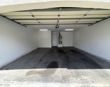 2975 Bluegrass Lane - Photo Thumbnail 23