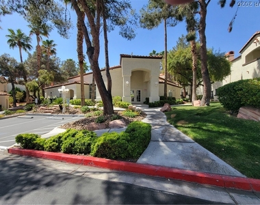 2975 Bluegrass Lane - Photo Thumbnail 31