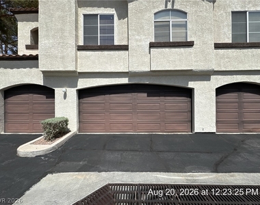 2975 Bluegrass Lane - Photo Thumbnail 25