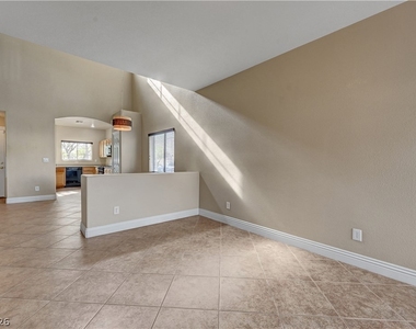 9468 Thatched Sunlight Court - Photo Thumbnail 13