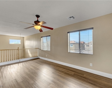 9468 Thatched Sunlight Court - Photo Thumbnail 33